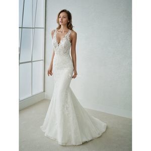 White White One Size 10 Straight dress